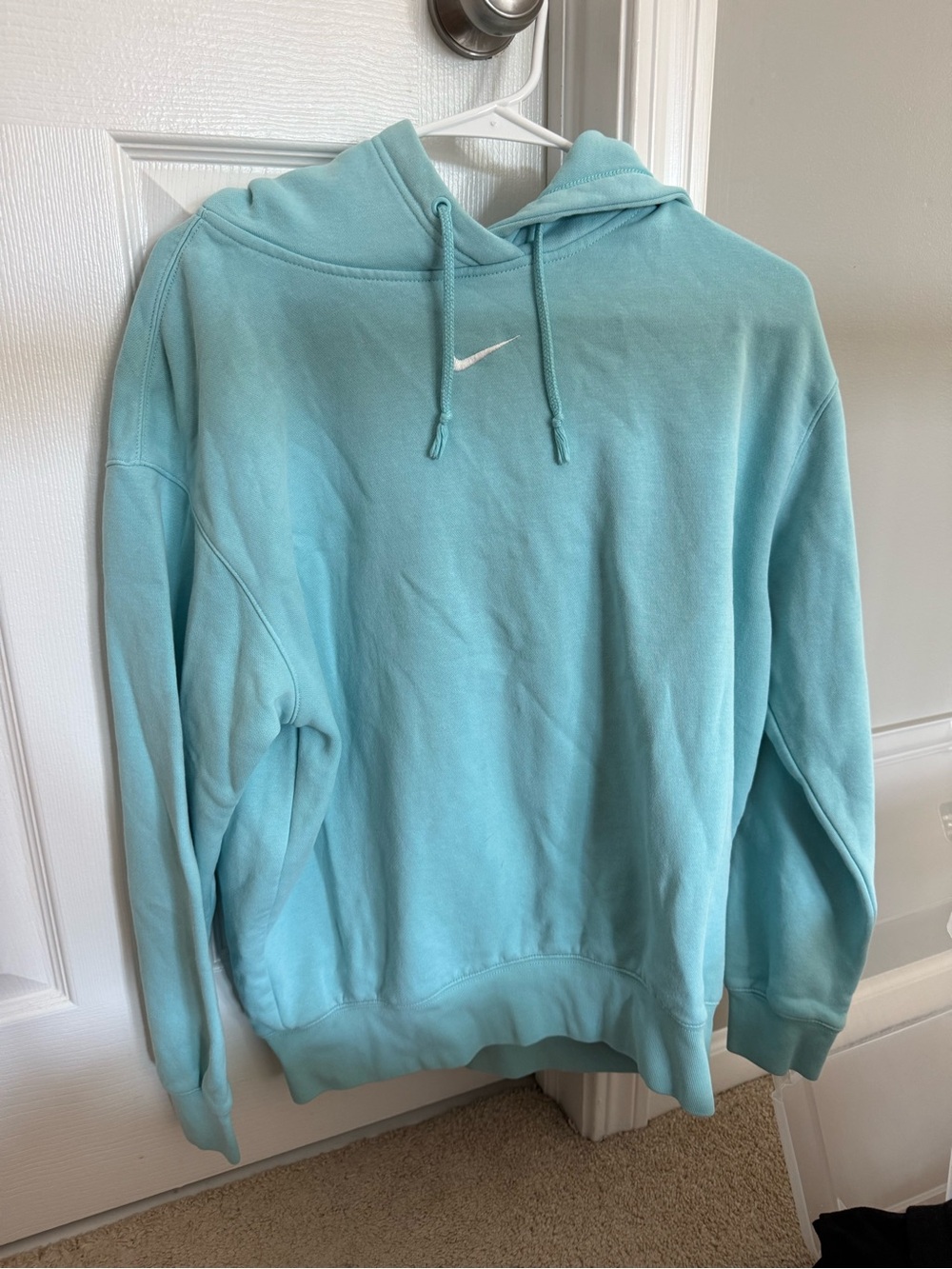 Nike Men’s Aqua Pullover Hoodie